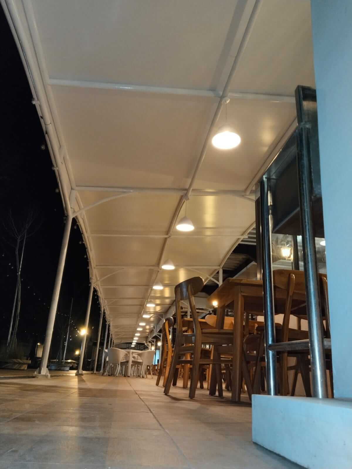 tenda membrane cafe
